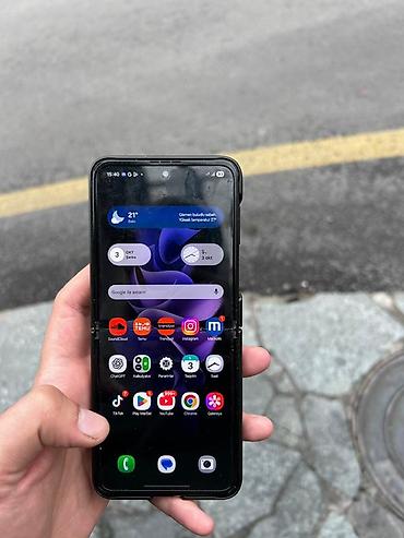hava qızdırıcı: Samsung Z Flip, rəng - Qara — 3