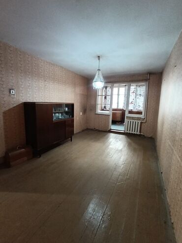 Продажа квартир: 2 комнаты, 43 м², 104 серия, 1 этаж, Старый ремонт