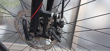 İdman velosipedləri: MTB velosiped – narıncı rəng, 29” təkərlər Xüsusiyyətlər: - Çərçivə — 7
