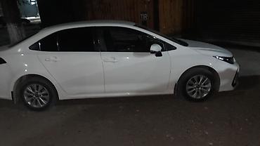 форд фокус кузов: Toyota Corolla: 2022 г., 1.8 л, Вариатор, Гибрид, Седан — 4