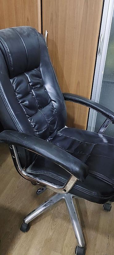 stolüstü ofis dəsti: Ofis üçün müdür kteslosu var hər cürə — 7