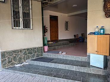 Продажа коттеджей и домов: Продается дом, район первая Киргизия, царское село. Участок 14,5 — 15