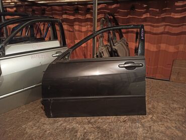ленкрузер прадо: Передняя левая дверь Toyota 2004 г., Б/у, цвет - Черный,Оригинал
