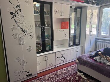 кухонной мебели: Зал үчүн гарнитур, Шкаф, ДСП, түсү - Ак lalafo.kg да кухонной мебели: Зал үчүн гарнитур, Шкаф, ДСП, түсү - Ак