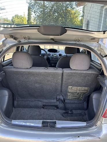 kirgiz auto: Toyota Yaris: 2000 г., 1.3 л, Механика, Бензин, Хэтчбэк — 6