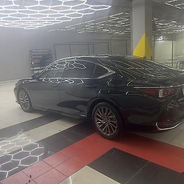 Lexus: Lexus ES: 2019 г., 2.5 л, Автомат, Гибрид, Седан — 4
