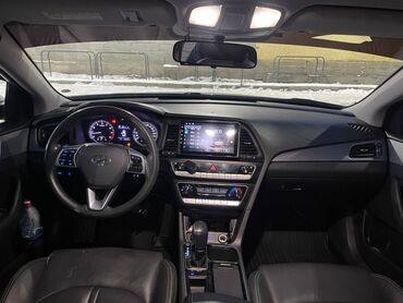 Hyundai: Hyundai Sonata: 2018 г., 2 л, Автомат, Газ, Седан — 7