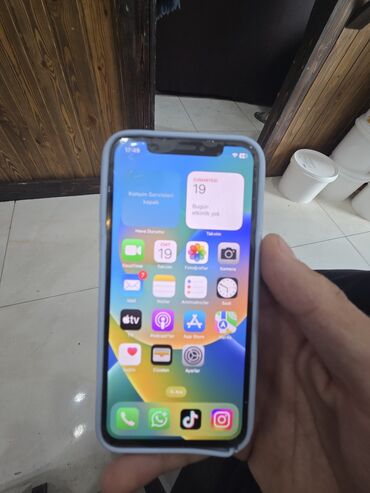 Apple iPhone: IPhone X, 64 GB, Ağ