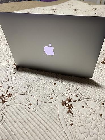 Ноутбуки Apple (MacBook): Apple MacBook (серебристый алюминий) Ключевые особенности: - Тонкий — 4