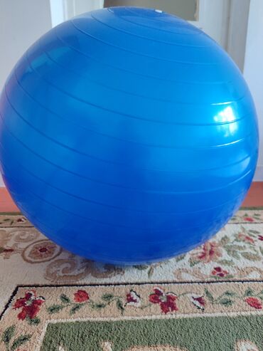 волейболный топ: Размер мячи 75 д.
Состояние новый,+бесплатная доставка!