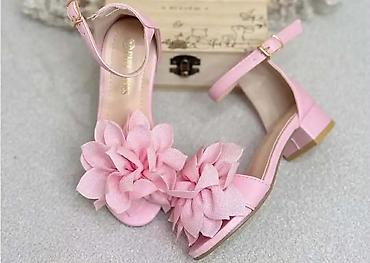 Sandale: Dečje svečane sandale sa niskom blok potpeticom - Modeli: sjajne — 6