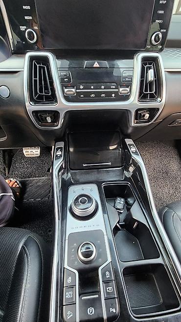 land rover discovery sport 2019: Kia Sorento: 2020 г., 2.2 л, Робот, Дизель, Кроссовер — 8