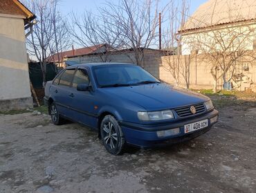 вирджин стар колдонуу: Volkswagen Passat: 1994 г., 1.8 л, Механика, Бензин, Седан