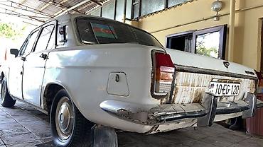avtomobilin on şuşəsi: Avtomobil: GAZ-24 “Volqa” sedan Xüsusiyyətlər: - Korpus: 4 qapılı — 5