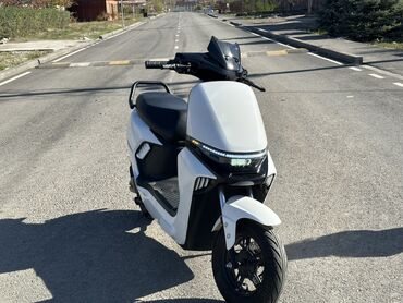 электоро мото: Электроскутер eBIKE городского класса с надежной графеновой батареей