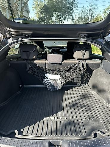 lexus 560: Toyota Prius: 2020 г., 1.8 л, Вариатор, Гибрид, Хэтчбэк — 9