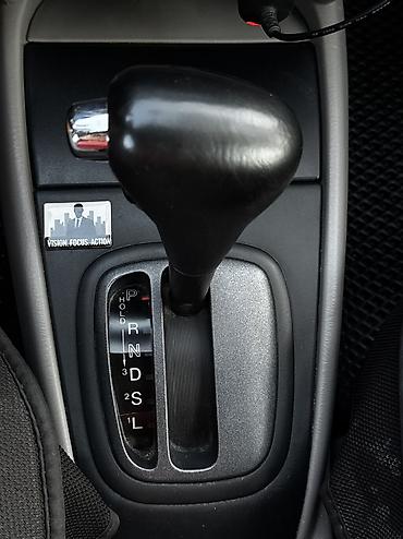 mazda 2004: Mazda 323: 2003 г., 1.6 л, Автомат, Бензин, Хэтчбэк — 6