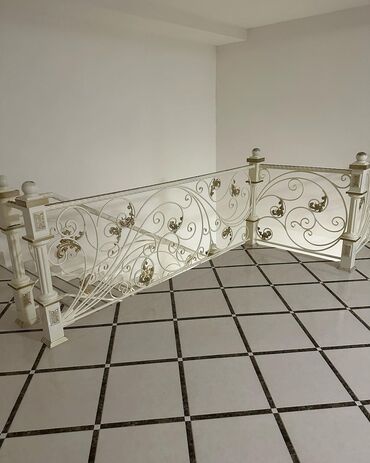 Pilləkən məhəccərləri: Metal EN MMC olaraq istədiyiniz forma və ölçüde demir işlerinin — 10