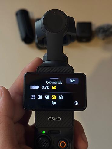 Digər foto və video aksesuarları: 🎥 DJI Osmo Pocket 3 Creator Combo satılır. • 4K 60FPS çəkiliş • -da lalafo.az — 6 Digər foto və video aksesuarları: 🎥 DJI Osmo Pocket 3 Creator Combo satılır. • 4K 60FPS çəkiliş • — 6
