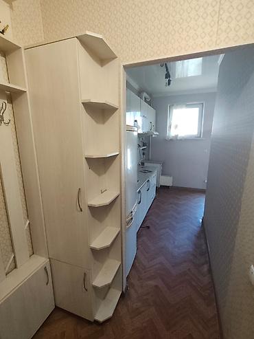 105: 3 комнаты, 62 м², Нижний Джал (Джал-23) 105 серия, 8 этаж, Старый ремонт — 8