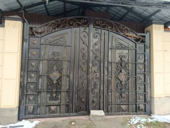 электрический качеля: Продаю ворота ширина 4 метра нужно только покрасить толщина 2 или 3 мм