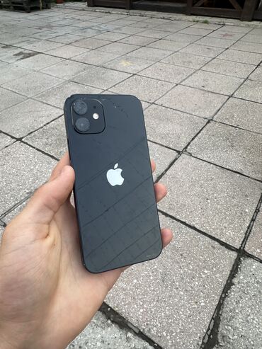 офисные системные блоки: IPhone 12, Б/у, 64 ГБ, Черный, Чехол, 86 %