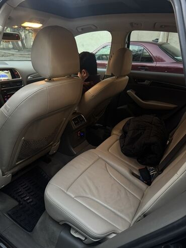 Audi: Audi Q5: 2 l | Krossover — 7