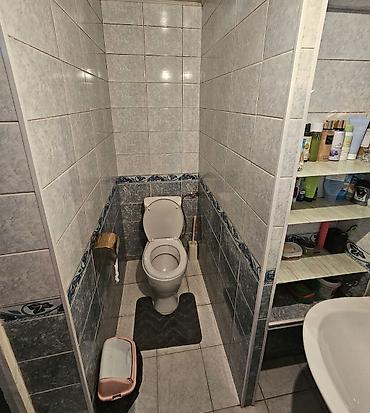 Продажа коттеджей и домов: Продается жилой дом с большим огражденным участком 8 соток, фактически at lalafo.kg — 7 Продажа коттеджей и домов: Продается жилой дом с большим огражденным участком 8 соток, фактически — 7