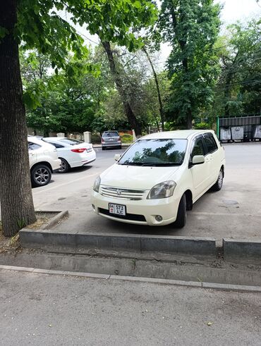 Toyota: Toyota Raum: 2003 г., 1.5 л, Автомат, Бензин, Хэтчбэк