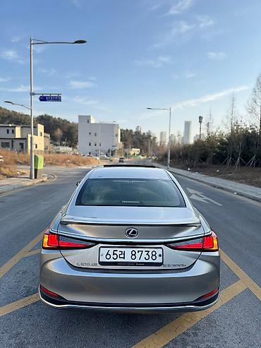 Lexus: Lexus ES: 2019 г., 2.5 л, Гибрид at lalafo.kg — 5 Lexus: Lexus ES: 2019 г., 2.5 л, Гибрид — 5