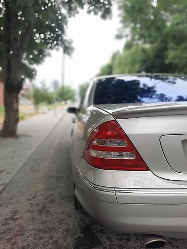 kohnə maşın bazarı: Mercedes-Benz C-Class: 2.5 l | 2006 il Sedan — 3