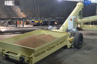 Digər biznes avadanlığı: Hopper unloader Hopper unloader with bulk cargo with a capacity of 60