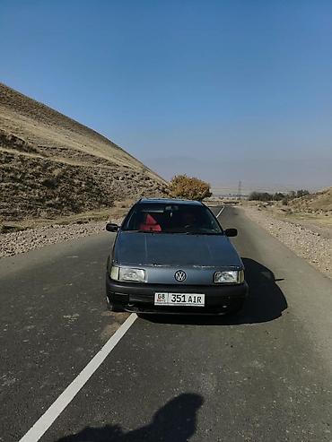 g klas: Volkswagen Passat: 1990 г., 1.8 л, Бензин, Седан — 2
