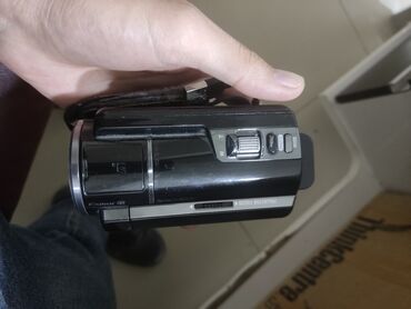 foto video: Sony marka əl kamerası220GB yaddaşı varvə mikrokart gedir.adaptırı