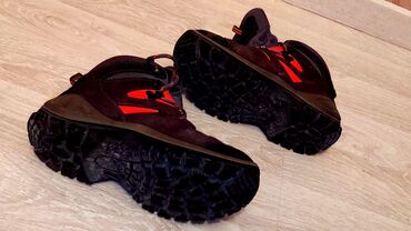 Krasofkalar və idman ayaqqabıları: 38 razmer Klepper krassovka botinka. İçi yumuşaqdır. Yeni kimidir — 11