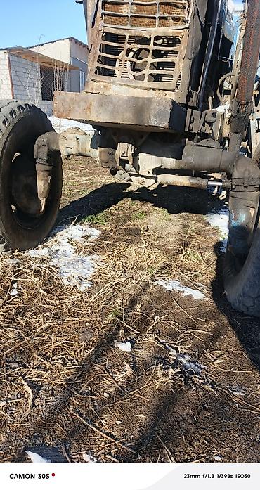 Тракторы МТЗ (Беларус): Фронтальный погрузчик на базе трактора «Беларус» (МТЗ) Описание: - — 1