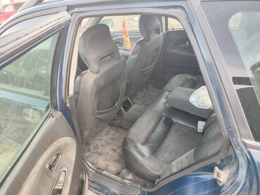 Volvo: Volvo V40: 1997 г., Автомат, Бензин, Универсал — 8