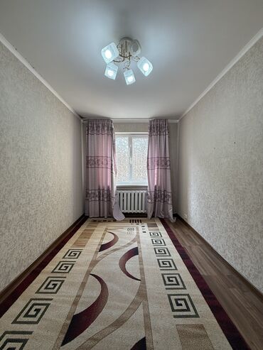 продается квартира в бишкек: 3 комнаты, 58 м², 104 серия, 2 этаж, Косметический ремонт