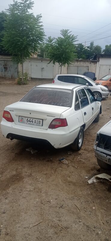 запчасти nexia: Daewoo Nexia: 2009 г., 1.5 л, Механика, Бензин, Седан