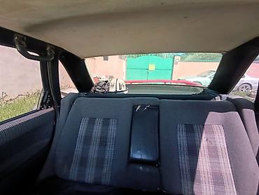 srv 3: Volkswagen Passat: 1990 г., 1.8 л, Механика, Бензин, Седан — 8