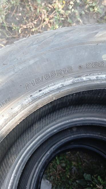 70 17: Комплект автомобильных шин 215/65 R16 98Q. - Диаметр: R16 - Ширина — 1