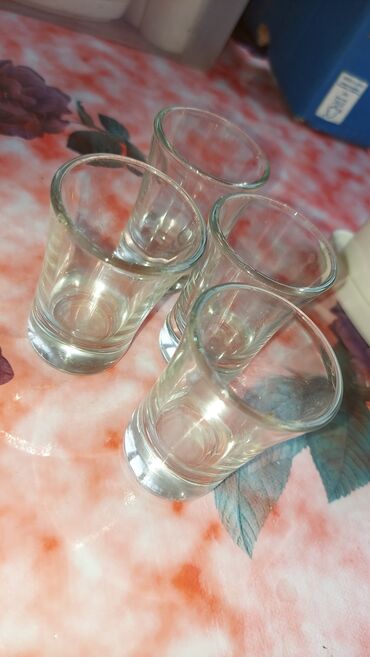 Digər qab-qacaq və mətbəx ləvazimatları: Duz qabı 20 Ədəddən çox,külqabı 20ədəddən çox,çərəz qabı 50 ədəddən — 4