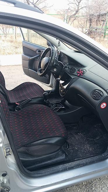 Ford: Ford Focus: 2004 г., Универсал — 12