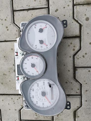 Instrument table: BRZINOMER - KILOMETAR SAT ZA TOYOTA RAV 4 OD 2001. DO 2005. GOD — 1
