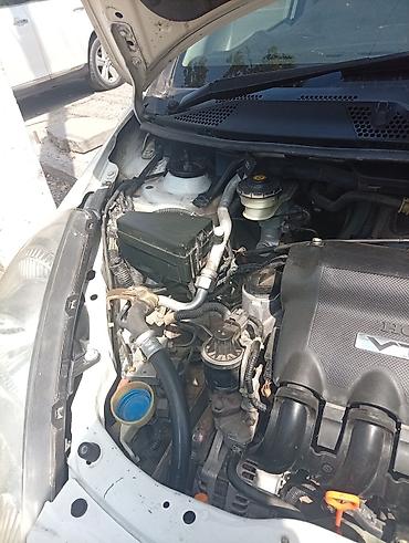 legend: Honda Fit: 2003 г., 1.3 л, Автомат, Бензин, Хэтчбэк — 6