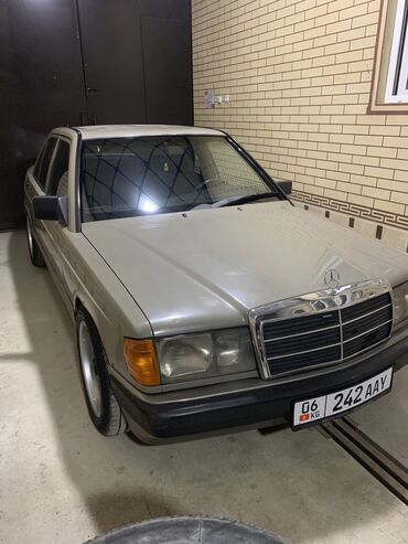 Унаа сатуу: Mercedes-Benz 190: 1991 г., 2.8 л, Автомат, Бензин, Хетчбек