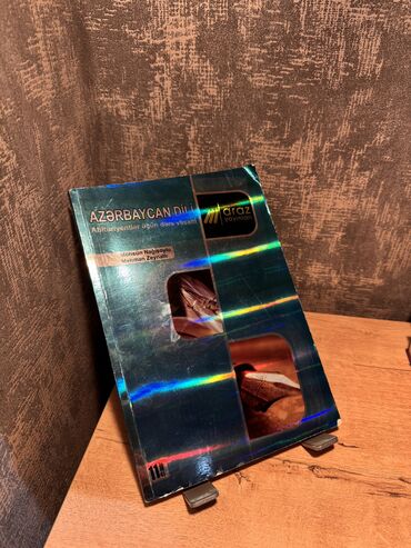 Digər kitablar və jurnallar: Kutablar çoxdur, maraqlı olan üçün əlaqə saxlaya bilərsiniz. satılan — 9