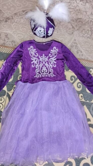 узбекские платья со штанами: Продаю Кыргызское национальное платье для девочки Красивое