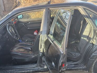 Audi: Audi A4: 1992 г., 2 л, Механика, Бензин, Седан — 3