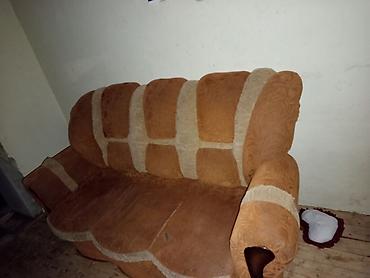 divan satilir: Qonaq otağı dəsti – 3+1+1 yumşaq mebel Tərkib: satılır.hec bir — 3